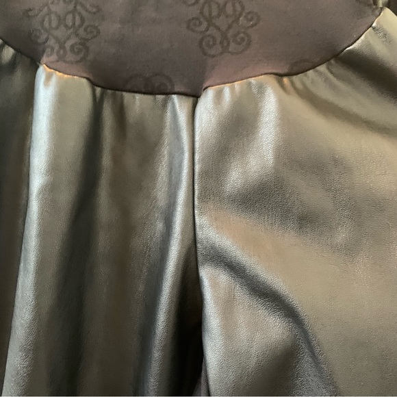 Jessica Simpson Faux Leather Leggings - Picture 10 of 11